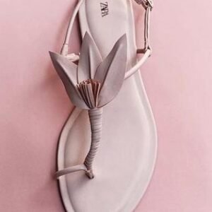 Zara Flat Flower Sandals in pink For Women